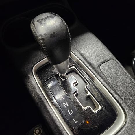 MITSUBISHI Outlander 2.0 16V 4P AUTOM�TICO, Foto 18