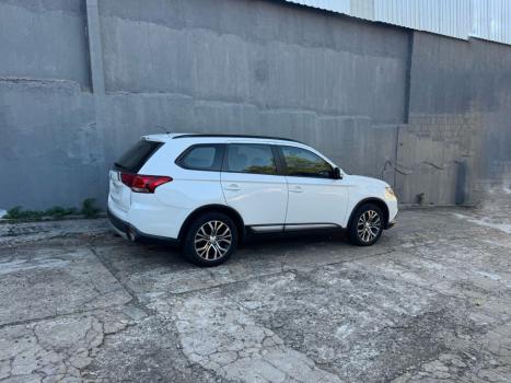 MITSUBISHI Outlander 2.0 16V 4P AUTOM�TICO, Foto 3