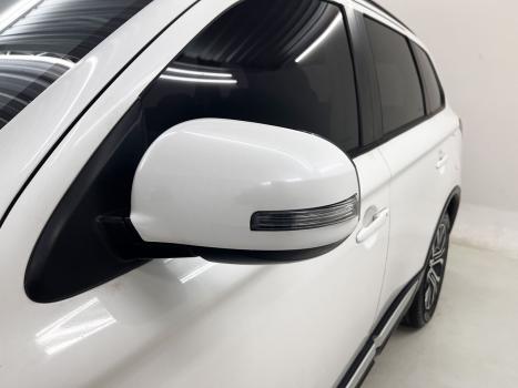 MITSUBISHI Outlander 2.0 16V 4P AUTOM�TICO, Foto 11