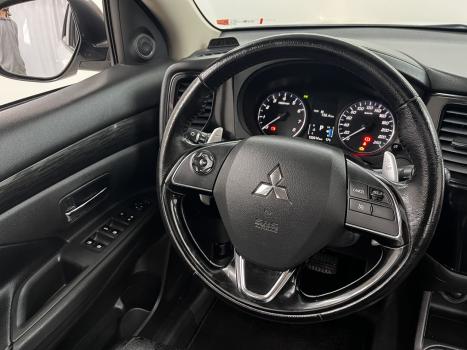 MITSUBISHI Outlander 2.0 16V 4P AUTOM�TICO, Foto 15