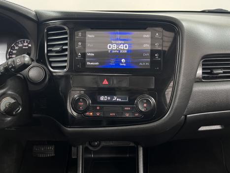 MITSUBISHI Outlander 2.0 16V 4P AUTOM�TICO, Foto 16