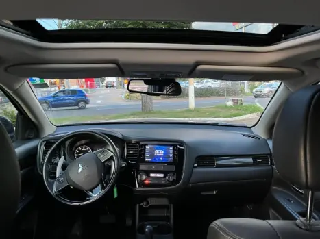 MITSUBISHI Outlander 2.0 16V 4P AUTOM�TICO, Foto 10