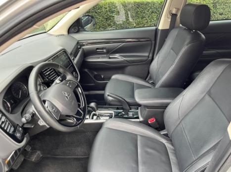 MITSUBISHI Outlander 2.0 16V 4P AUTOM�TICO, Foto 11