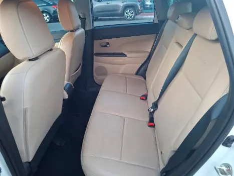 MITSUBISHI Outlander , Foto 9