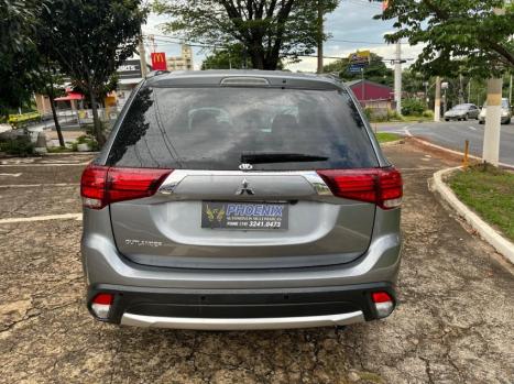 MITSUBISHI Outlander 2.0 16V 4P AUTOM�TICO, Foto 5