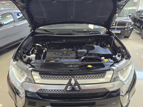 MITSUBISHI Outlander 2.0 16V 4P AUTOM�TICO, Foto 20