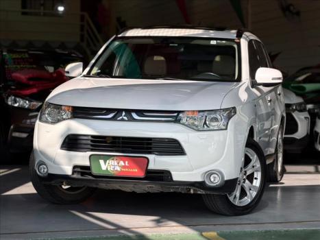 MITSUBISHI Outlander 3.0 V6 24V 4P GT 4X4 AUTOMÁTICO, Foto 3