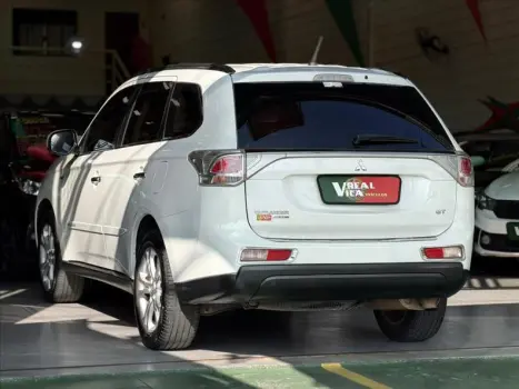 MITSUBISHI Outlander 3.0 V6 24V 4P GT 4X4 AUTOMÁTICO, Foto 10