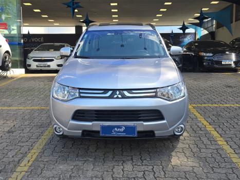 MITSUBISHI Outlander 2.4 GASOLINA 4P AUTOMÁTICO, Foto 2