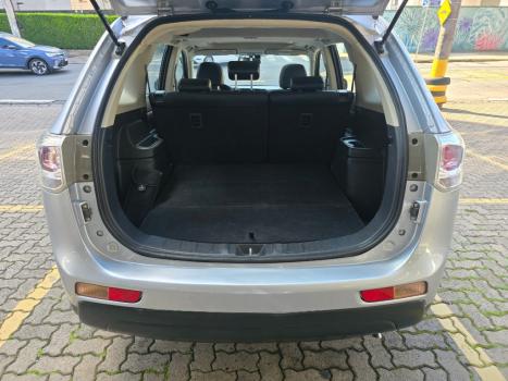 MITSUBISHI Outlander 2.4 GASOLINA 4P AUTOMÁTICO, Foto 17