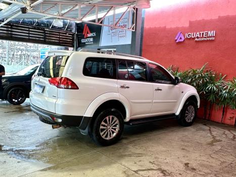 MITSUBISHI Pajero 3.2 16V 4P 4X4 HPE TURBO DIESEL INTERCOOLER AUTOM�TICO, Foto 2