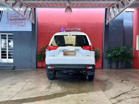 MITSUBISHI Pajero 3.2 16V 4P 4X4 HPE TURBO DIESEL INTERCOOLER AUTOM�TICO, Foto 3