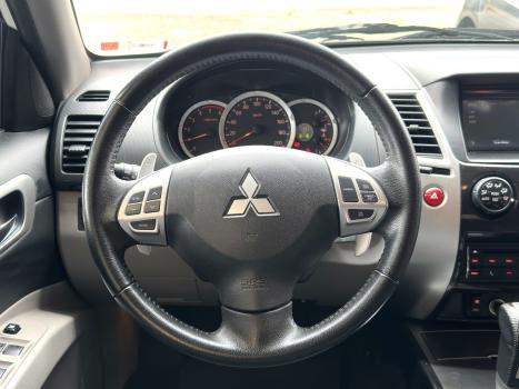 MITSUBISHI Pajero 3.2 16V 4P 4X4 HPE TURBO DIESEL INTERCOOLER AUTOM�TICO, Foto 20