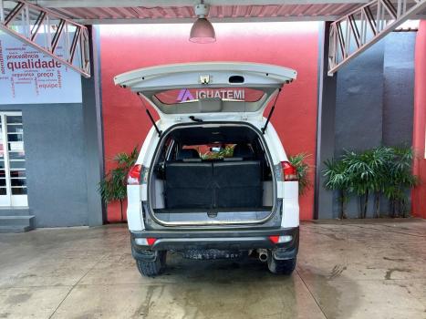 MITSUBISHI Pajero 3.2 16V 4P 4X4 HPE TURBO DIESEL INTERCOOLER AUTOM�TICO, Foto 23