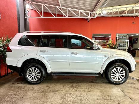 MITSUBISHI Pajero 3.2 16V 4P 4X4 HPE TURBO DIESEL INTERCOOLER AUTOM�TICO, Foto 8