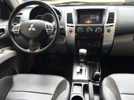 MITSUBISHI Pajero 3.2 16V 4P 4X4 HPE TURBO DIESEL INTERCOOLER AUTOM�TICO, Foto 13