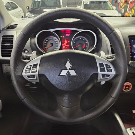 MITSUBISHI Pajero 3.0 V6 24V 4P 4X4 GLS- B, Foto 8