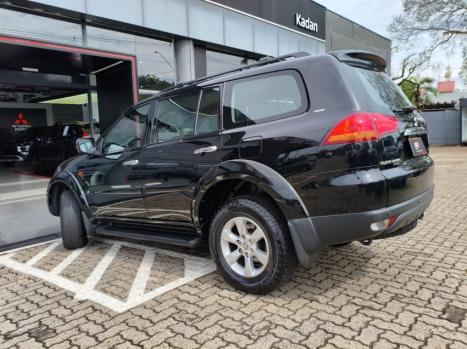 MITSUBISHI Pajero Dakar 3.2 16V 4P HPE S 4X4 TURBO DIESEL INTECOOLER 7 LUGARES AUTOMÁTICO, Foto 6 MITSUBISHI Pajero Dakar 3.2 16V 4P HPE S 4X4 TURBO DIESEL INTECOOLER 7 LUGARES AUTOMÁTICO, Foto 6