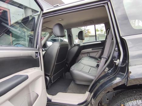 MITSUBISHI Pajero Dakar 3.2 16V 4P HPE S 4X4 TURBO DIESEL INTECOOLER 7 LUGARES AUTOMÁTICO, Foto 12 MITSUBISHI Pajero Dakar 3.2 16V 4P HPE S 4X4 TURBO DIESEL INTECOOLER 7 LUGARES AUTOMÁTICO, Foto 12