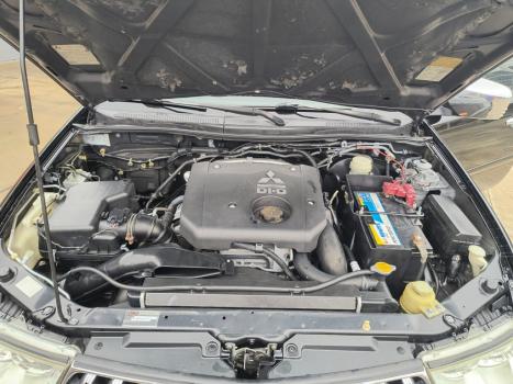 MITSUBISHI Pajero Dakar 3.2 16V 4P HPE 4X4  7 LUGARES TURBO INTECOOLER DIESEL AUTOM�TICO, Foto 13