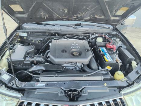 MITSUBISHI Pajero Dakar 3.2 16V 4P HPE 4X4  7 LUGARES TURBO INTECOOLER DIESEL AUTOM�TICO, Foto 15