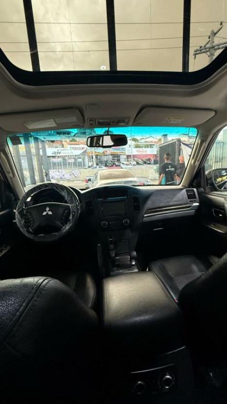MITSUBISHI Pajero Full 3.2 16V 4P 4X4 TURBO DIESEL INTERCOOLER AUTOM�TICO, Foto 8