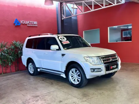 MITSUBISHI Pajero Full 3.2 16V 4P HPE 4X4 TURBO DIESEL AUTOM�TICO, Foto 4