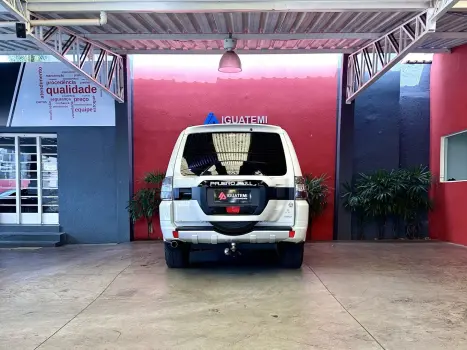 MITSUBISHI Pajero Full 3.2 16V 4P HPE 4X4 TURBO DIESEL AUTOM�TICO, Foto 8