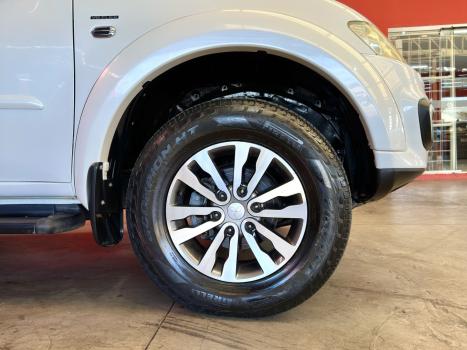 MITSUBISHI Pajero Sport 3.5 V6 24V 4P 4X4 HPE FLEX AUTOM�TICO, Foto 13
