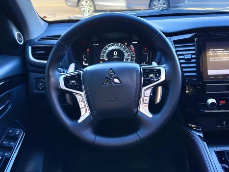 MITSUBISHI Pajero Sport , Foto 2