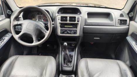 MITSUBISHI Pajero TR4 2.0 16V 4P, Foto 9 MITSUBISHI Pajero TR4 2.0 16V 4P, Foto 9