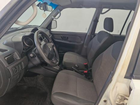 MITSUBISHI Pajero TR4 2.0 16V 4P 4X4 AUTOM�TICO, Foto 9