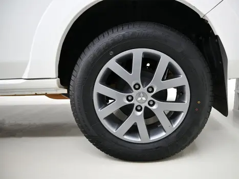 MITSUBISHI Pajero TR4 2.0 16V 4P FLEX, Foto 12