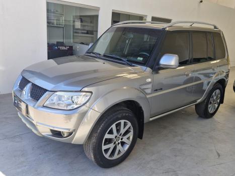 MITSUBISHI Pajero TR4 2.0 16V 4P 4X4 AUTOM�TICO, Foto 2
