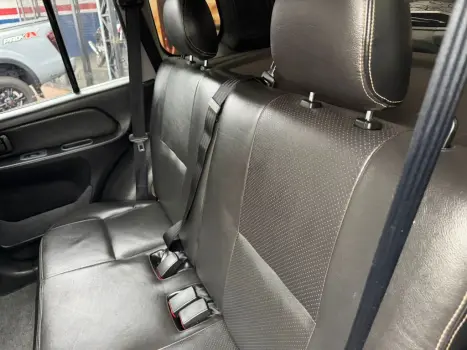 MITSUBISHI Pajero TR4 2.0 16V 4P AUTOM�TICO, Foto 18