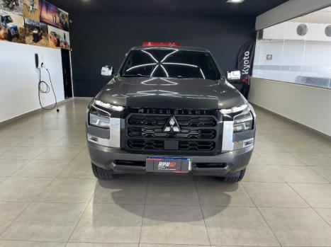 MITSUBISHI Triton 2.4 HPE-S BITURBO DIESEL CABINE DUPLA 4X4 AUTOM�TICO, Foto 2