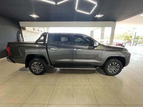 MITSUBISHI Triton 2.4 HPE-S BITURBO DIESEL CABINE DUPLA 4X4 AUTOM�TICO, Foto 4