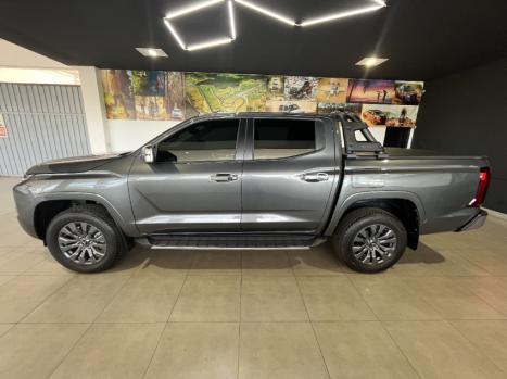MITSUBISHI Triton 2.4 HPE-S BITURBO DIESEL CABINE DUPLA 4X4 AUTOM�TICO, Foto 9