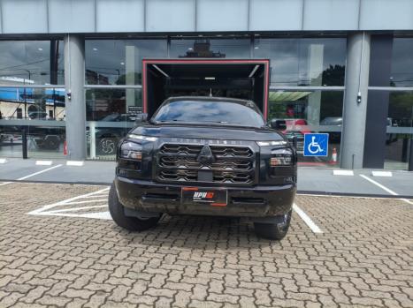 MITSUBISHI Triton 2.4 HPE-S BITURBO DIESEL CABINE DUPLA 4X4 AUTOM�TICO, Foto 3