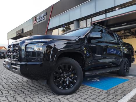 MITSUBISHI Triton 2.4 KATANA BITURBO DIESEL CABINE DUPLA 4X4 AUTOM�TICO, Foto 2