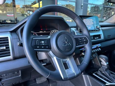 MITSUBISHI Triton 2.4 HPE-S BITURBO DIESEL CABINE DUPLA 4X4 AUTOM�TICO, Foto 7