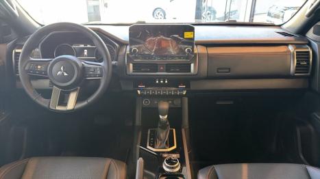 MITSUBISHI Triton 2.4 KATANA BITURBO DIESEL CABINE DUPLA 4X4 AUTOM�TICO, Foto 8
