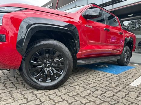 MITSUBISHI Triton 2.4 KATANA BITURBO DIESEL CABINE DUPLA 4X4 AUTOMÁTICO, Foto 2