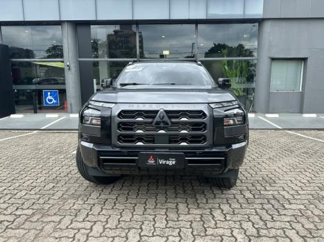 MITSUBISHI Triton 2.4 KATANA BITURBO DIESEL CABINE DUPLA 4X4 AUTOMÁTICO, Foto 3