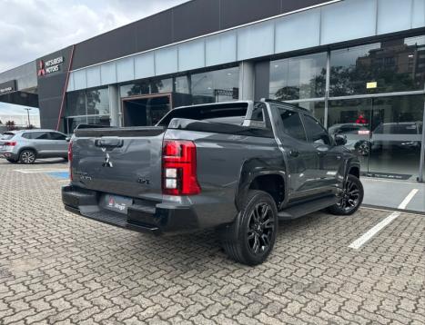 MITSUBISHI Triton 2.4 KATANA BITURBO DIESEL CABINE DUPLA 4X4 AUTOMÁTICO, Foto 5