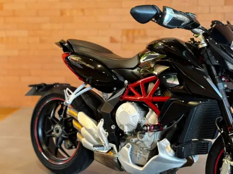 MV AGUSTA 800 , Foto 7