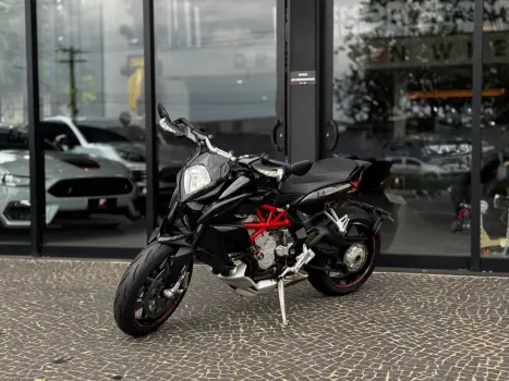 MV AGUSTA 800 , Foto 1