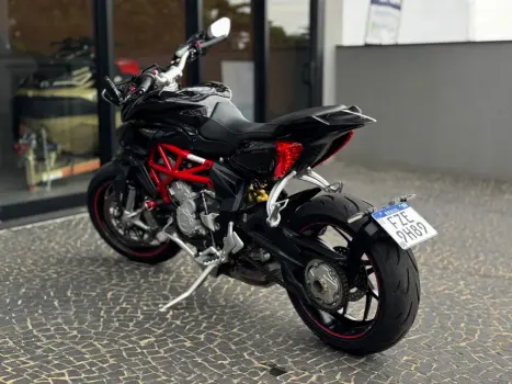 MV AGUSTA 800 , Foto 6