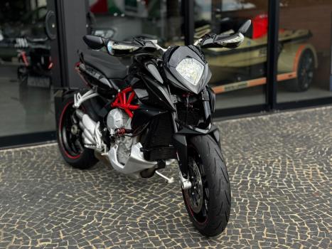 MV AGUSTA 800 , Foto 5