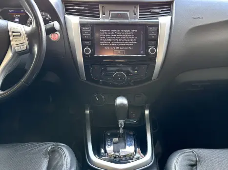 NISSAN Frontier 2.3 16V XE 4X4 CABINE DUPLA BI-TURBO DIESEL AUTOM�TICO, Foto 22